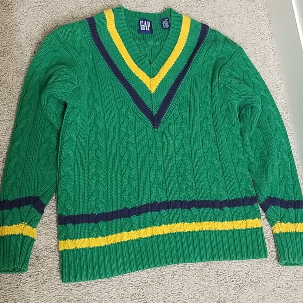 Women's gap sweater